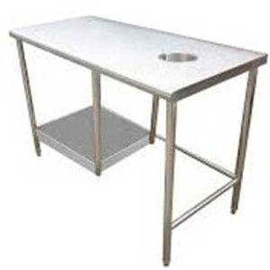 Mesa Central Con Nivel Inferior Parcial con Desconche